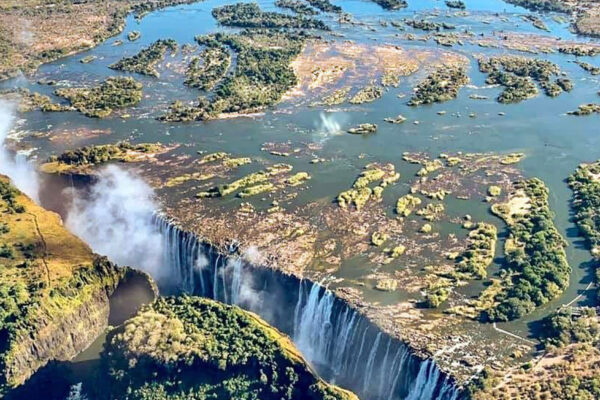Serengeti Safari and Victoria Falls Serengeti Safari and Victoria Falls